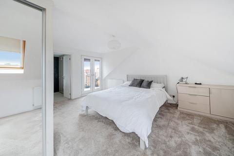 2 bedroom flat for sale, Osward Road, Balham, London, SW17
