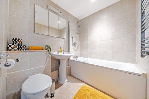 2 bedroom flat for sale, Streatham Hill, Streatham, London, SW2