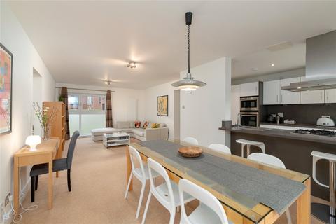 Flat 2, 19 Fettes Rise, Edinburgh, EH4 1QH