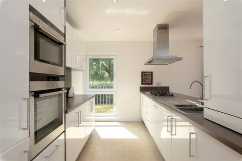 Flat 2, 19 Fettes Rise, Edinburgh, EH4 1QH