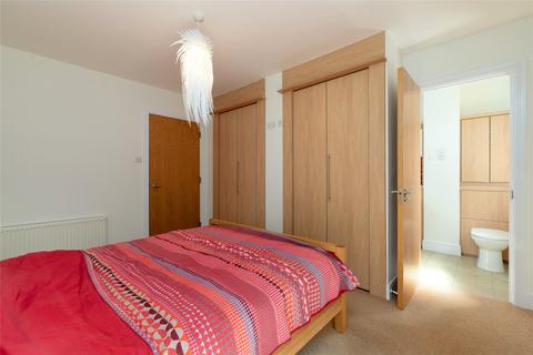 Flat 2, 19 Fettes Rise, Edinburgh, EH4 1QH
