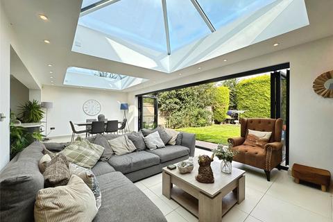 4 bedroom detached house for sale, Pasture Close, Reading RG6