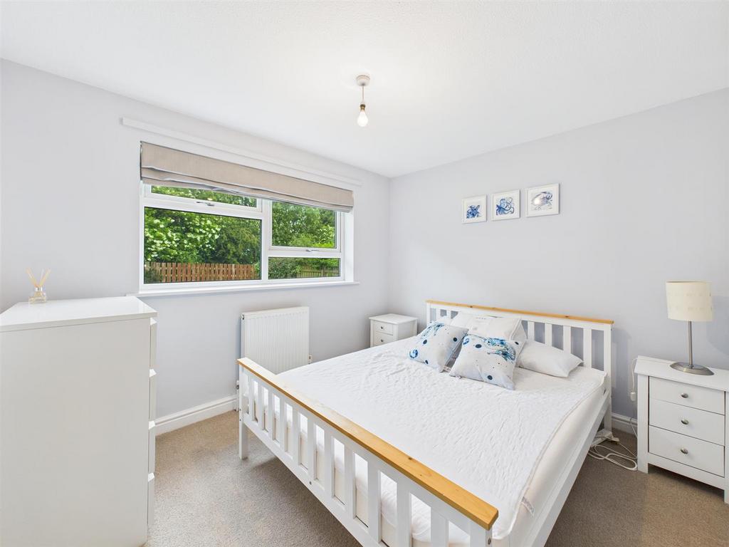 Bedroom: