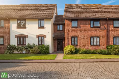 2 bedroom apartment for sale, Richmond Court, Broxbourne|173 Year Lease|Chain Free|Walk to Broxbourne Station