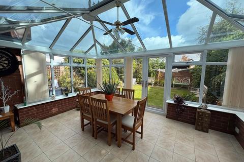 5 bedroom detached house for sale, Greenacre Drive, Codsall, Wolverhampton WV8