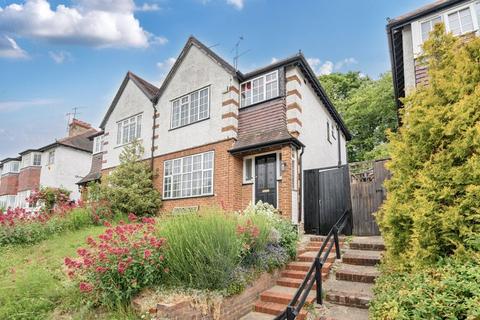 4 Famet Close, Purley, CR8 2DX