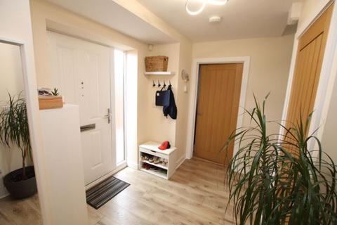 8 Fair Bank Close, Grimsby, DN32 9SB