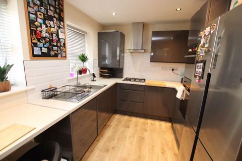 8 Fair Bank Close, Grimsby, DN32 9SB