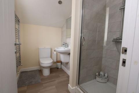 8 Fair Bank Close, Grimsby, DN32 9SB