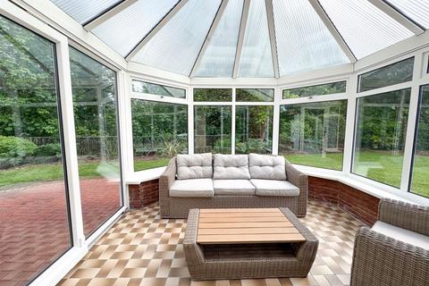 61 Ings Lane, Waltham, Grimsby, DN37 0EY