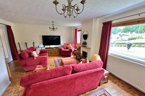 20 Cathedral View, Truro, TR1 3UF