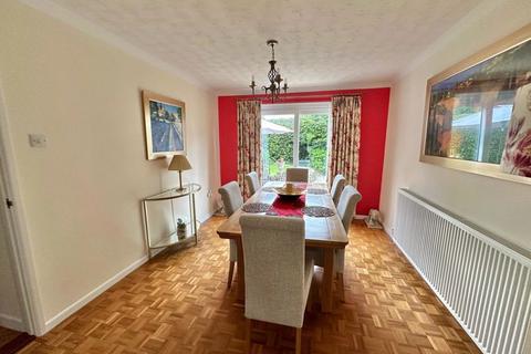 20 Cathedral View, Truro, TR1 3UF