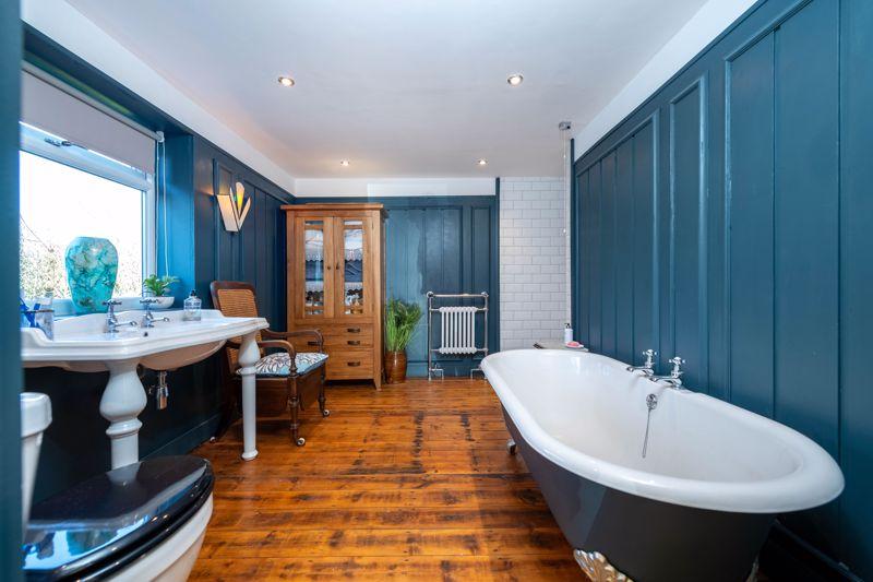 Family bathroom