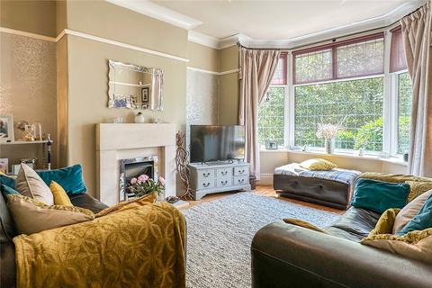3 bedroom semi-detached house for sale, St. Georges Square, Chadderton, Oldham, Greater Manchester, OL9