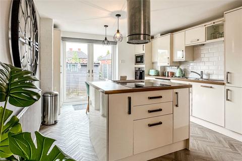 35 Argyll Road, Chadderton, Oldham, OL9 8AJ