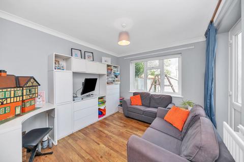1 Cedar Close, Melbourn, Royston, SG8 6BL