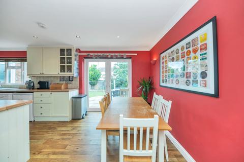 1 Cedar Close, Melbourn, Royston, SG8 6BL