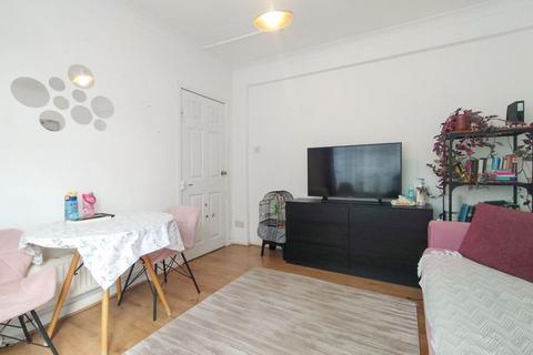 3 bedroom terraced house for sale, South Road, Edmonton, N9