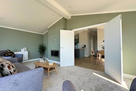 2 bedroom park home for sale, Upper Cornaway Lane, Fareham PO16