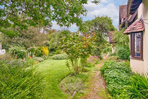 4 bedroom character property for sale, Goadby, Leicestershire