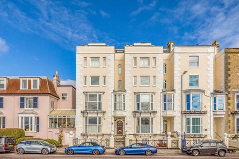 2 bedroom apartment for sale, Clarence Parade, Southsea