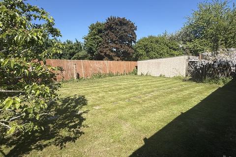 16 Goddards Close, Little Berkhamsted, Hertford, SG13 8NA