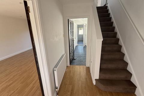 16 Goddards Close, Little Berkhamsted, Hertford, SG13 8NA