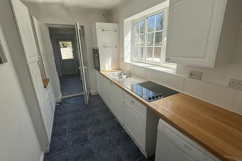 16 Goddards Close, Little Berkhamsted, Hertford, SG13 8NA