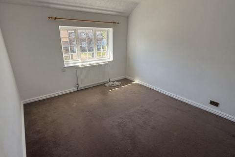 16 Goddards Close, Little Berkhamsted, Hertford, SG13 8NA