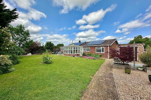 5 bedroom detached bungalow for sale, Towcester Road, Milton Malsor, Northampton NN4