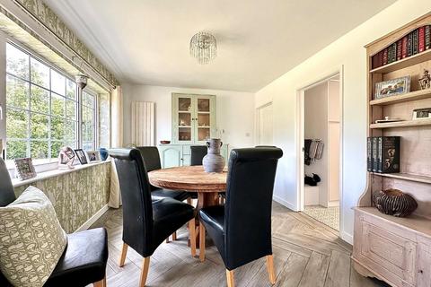 5 bedroom detached bungalow for sale, Towcester Road, Milton Malsor, Northampton NN4