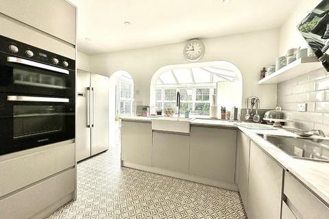5 bedroom detached bungalow for sale, Towcester Road, Milton Malsor, Northampton NN4