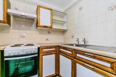 1 bedroom apartment for sale, Beechwood Gardens, Caterham CR3