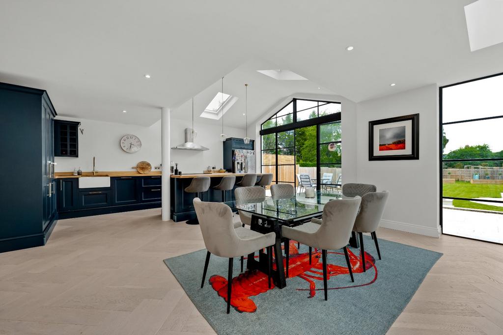 Kitchen/Dine/Family