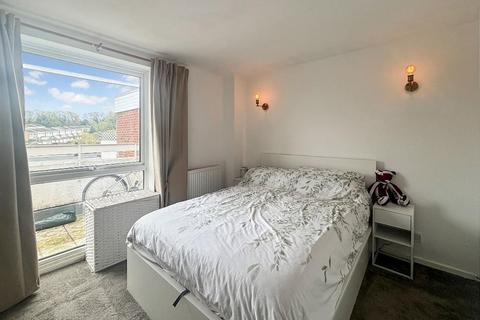 30 Cascades, Croydon, CR0 9HY