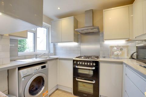 5 Quantock Avenue, Caversham, Reading, RG4 6PY