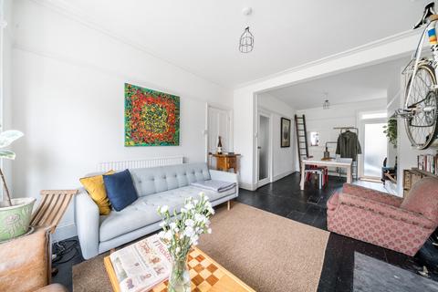 72 Athelstan Road, Exeter, EX1 1SB