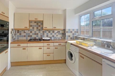 99 Ridge Langley, South Croydon, CR2 0AP