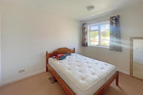 99 Ridge Langley, South Croydon, CR2 0AP