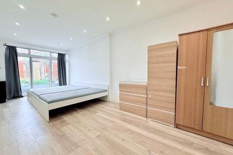 undefined, Westway, East Acton, London, W12 0SD