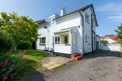 4 bedroom detached house for sale, Goronwy Gardens, Penrhyn Bay, Llandudno, Conwy, LL30