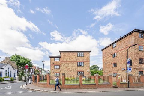 1 bedroom flat for sale, The Grange, Avenue Road, W3