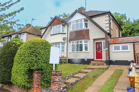 126 Winifred Road, Coulsdon, CR5 3JF