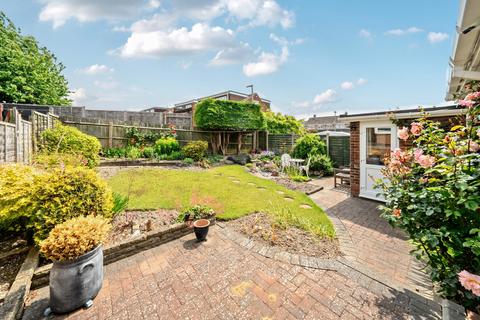 2 bedroom bungalow for sale, Staveley Road, Bedfordshire LU6