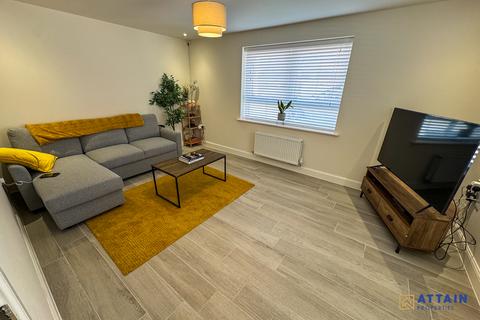 3 bedroom detached house to rent, Multimode Close, Beeston NG9