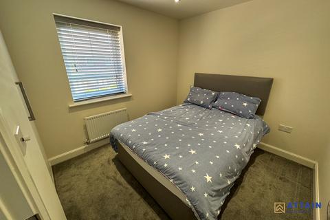 3 bedroom detached house to rent, Multimode Close, Beeston NG9