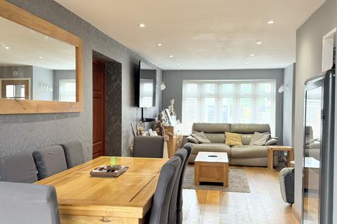5 Calder, East Tilbury, Tilbury, RM18 8RU