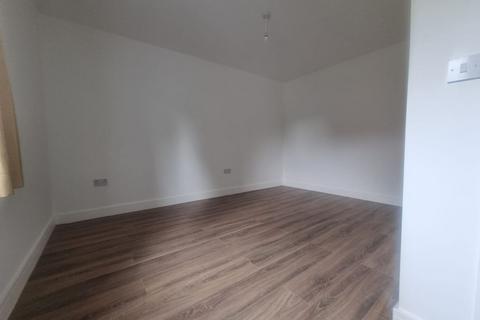 2 bedroom flat to rent, Peel Street, Birmingham, B18 7DX