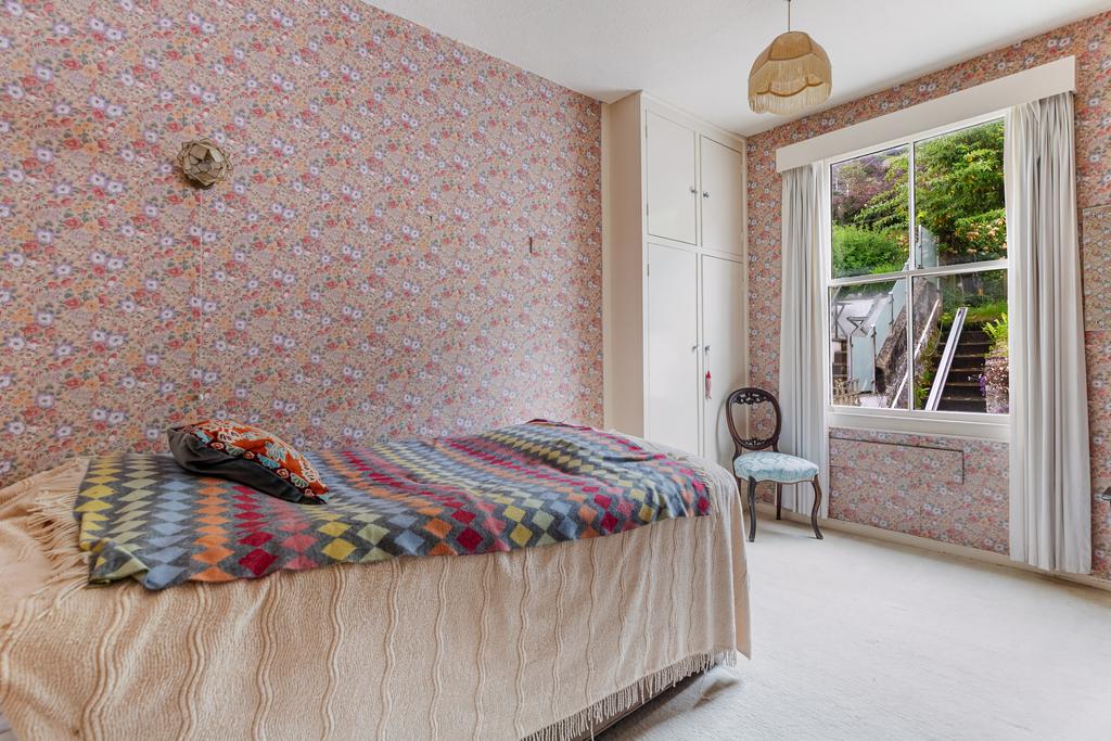 16 Bed 2 9 College Way Dartmouth - 250529