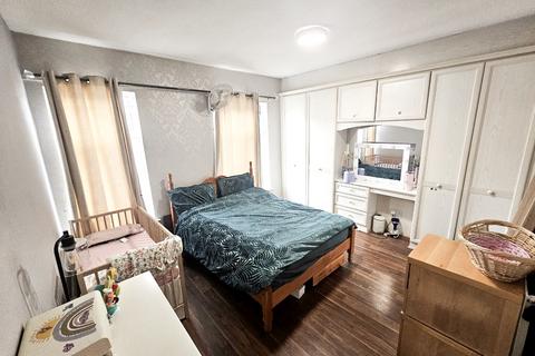 33 Albert Avenue, Manchester, M18 7JX